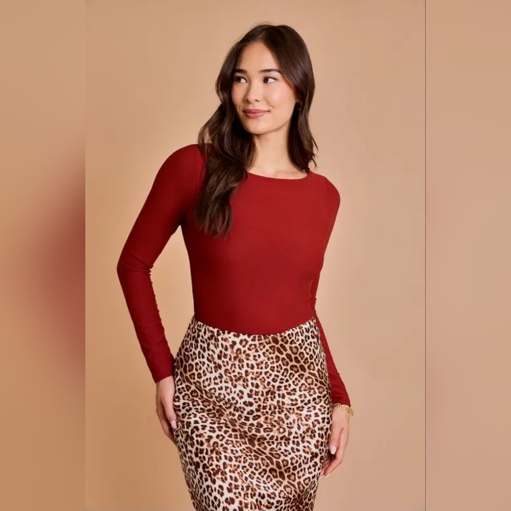 Gilli Long Sleeve Cowl Back Bodysuit in Burgundy - Picture 2 of 8